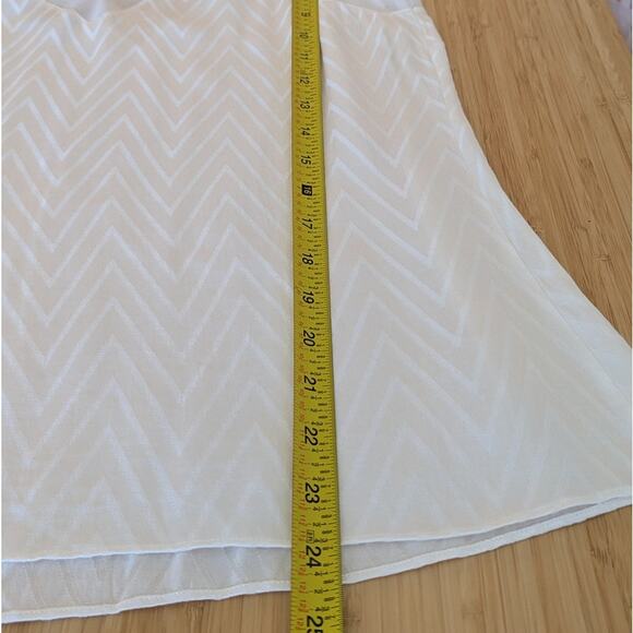 Ted Baker White V-neck Sleeveless Tank Top, size 2/US 6 - Picture 5 of 6